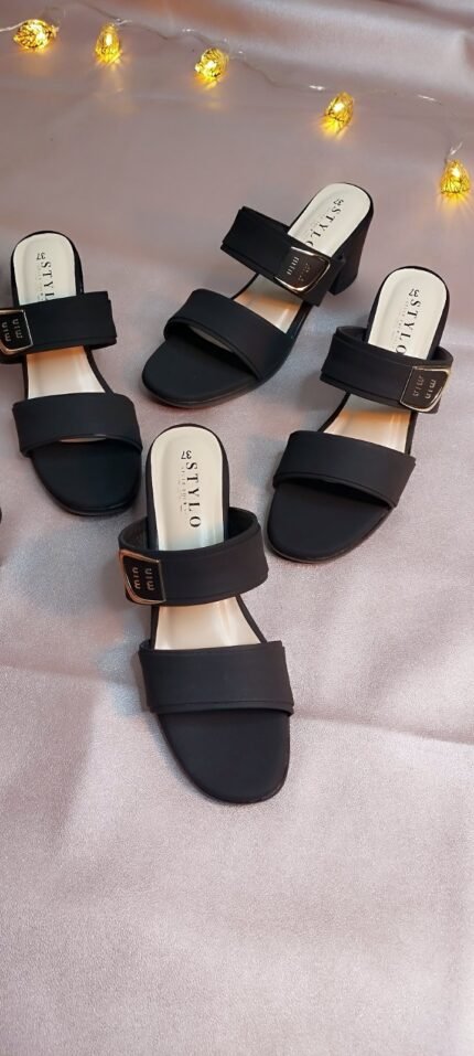 Black: Elara Buckle Block Heel Black - Beyond Apparel BD